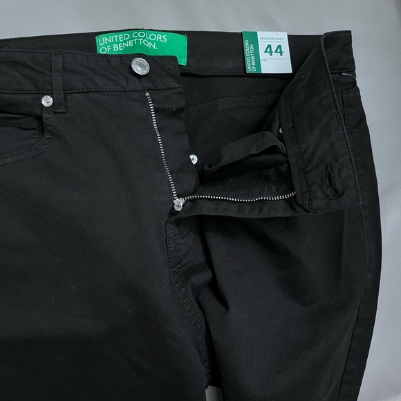 NWT - United Colors of Benetton Women’s Straight Fit Jeans - US Size 8 - Picture 3 of 9